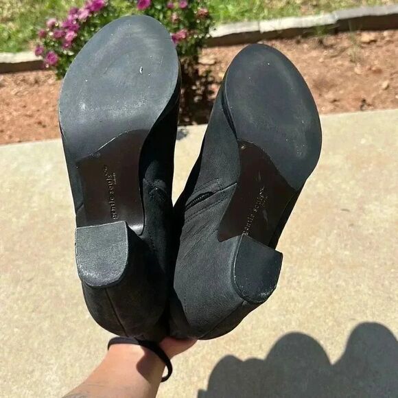 Gentle Souls Booties - Picture 7 of 11